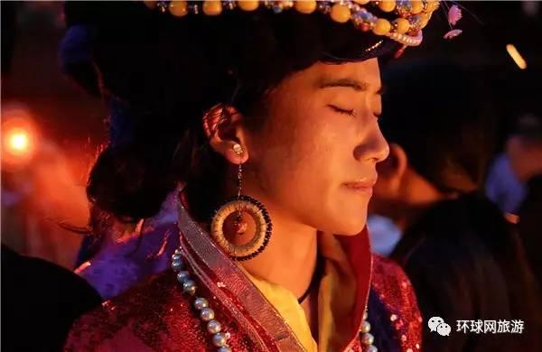 摩梭族，在篝火旁燃起的“走婚”，何处是归程？