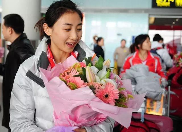 何雯娜退出《我家那闺女》，家庭关系问题，羡慕傅园慧的家庭