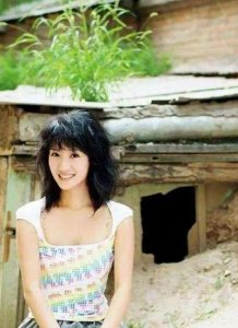 ​李念是陈道明的女儿（李念结婚几次）