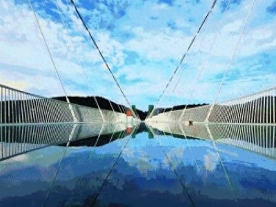 ​全潮汕最惊险的268米全透明高空玻璃桥春节开放，你敢去试试吗？