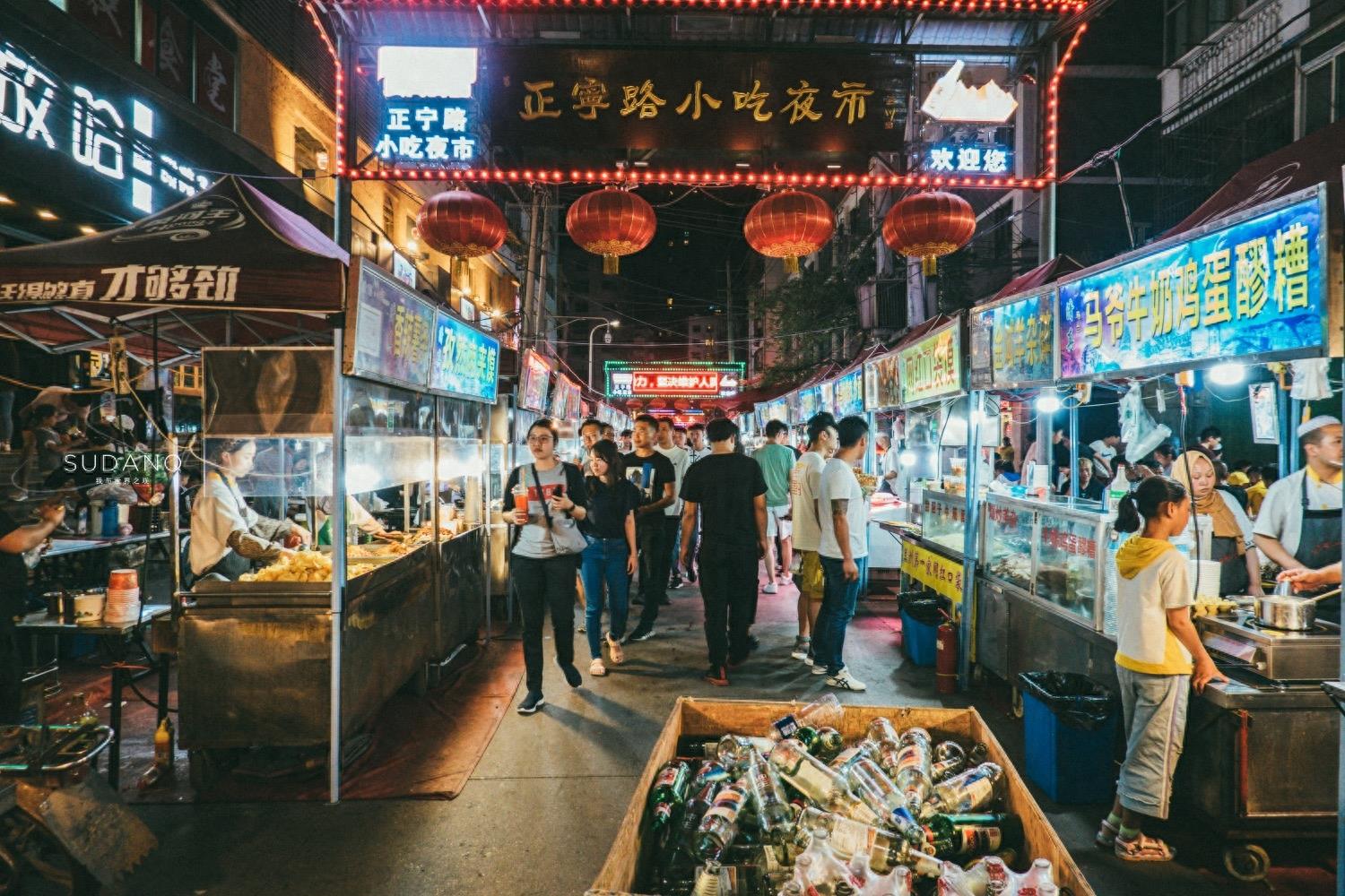 国内最好逛的地摊夜市：兰州正宁路，全国六大著名夜市之一