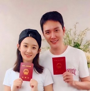 ​离婚3年后，37岁赵丽颖深夜发文，高调宣布喜讯，终于等到这一天