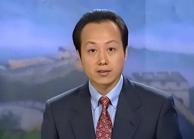 ​央视门面罗京去世13年，妻子改嫁富商儿子赴美留学，真相让人泪目