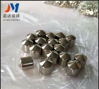 ​不锈钢能吸磁铁吗，不锈钢能吸磁铁正常吗？