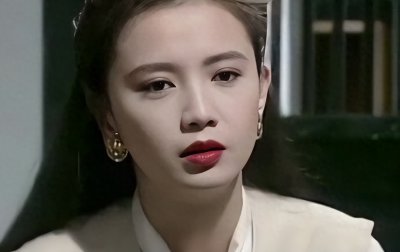 ​曾华倩：与梁朝伟同居6年分手，孤身抚养儿子，儿子是她骄傲