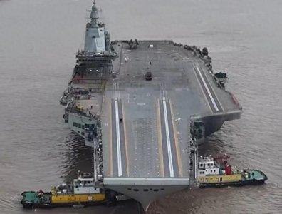​只剩最后一步，中国海军003型航母重新进入船坞，官方照曝光进展