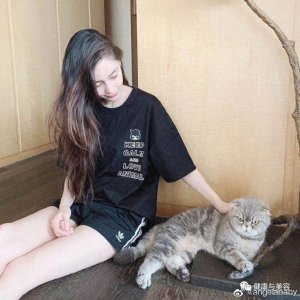 ​angelababy体重仅有90斤，瘦身早餐离不开牛油果