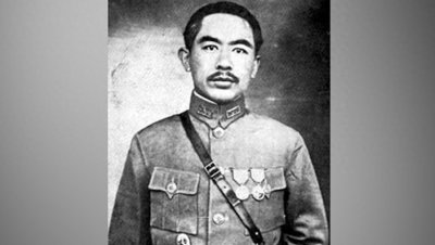 ​他被称为“新疆王”，独霸新疆近十年，差点将160万领土让给苏联