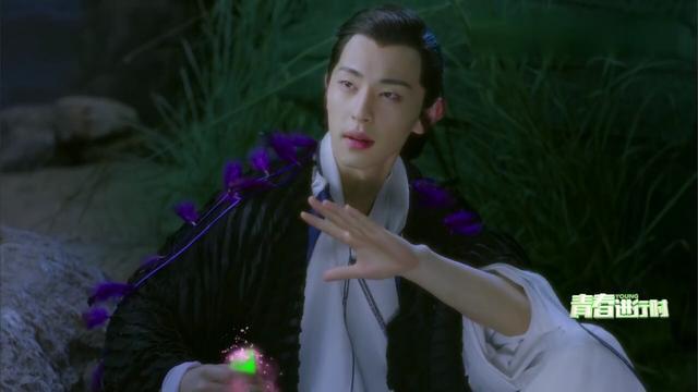 《封神演义》两大美男：邓伦演的子虚妖媚，孙傲演的仙鹤童子很仙