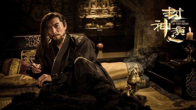 《封神演义》两大美男：邓伦演的子虚妖媚，孙傲演的仙鹤童子很仙