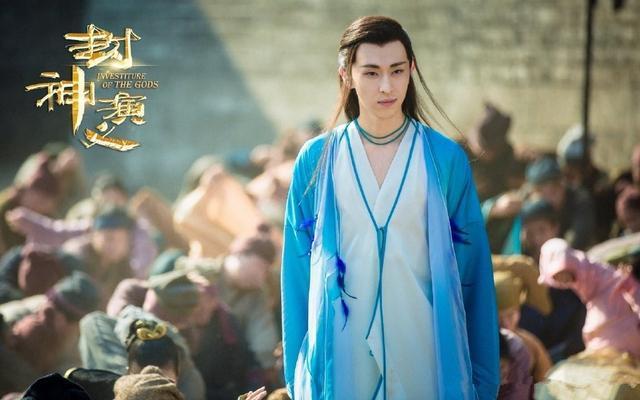 《封神演义》两大美男：邓伦演的子虚妖媚，孙傲演的仙鹤童子很仙