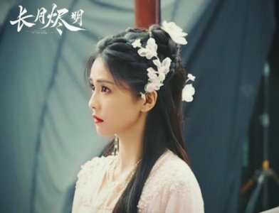 ​长月烬明电视剧剧情介绍 叶冰裳结局是生还是死？