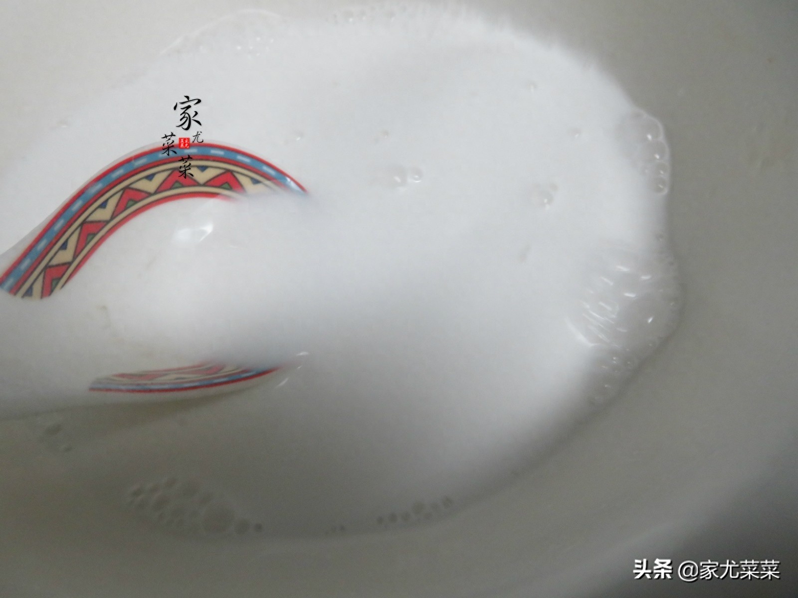 早餐想吃肠粉不用买了，做法和配方都告诉你，嫩滑爽口，超简单