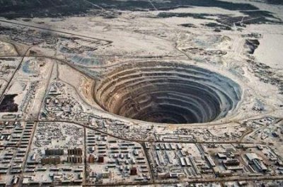 商鞅这么大的功劳为什么被车裂