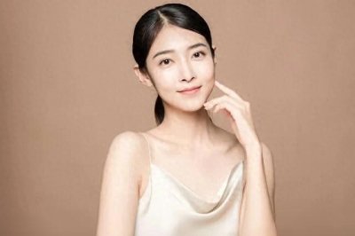 ​【微信聊天时，女人说“吃饭了吗”，10个高情商回复...