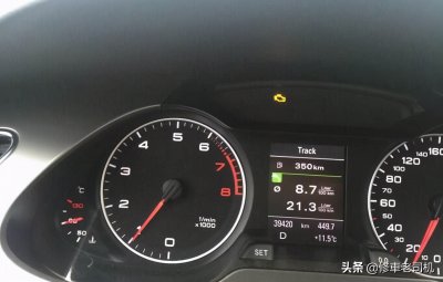 ​发动机亮黄灯，4S店修车要8000，车主不花钱解决，咋回事？