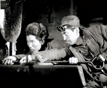 ​影史先锋榜-新中国第一部故事片《桥》