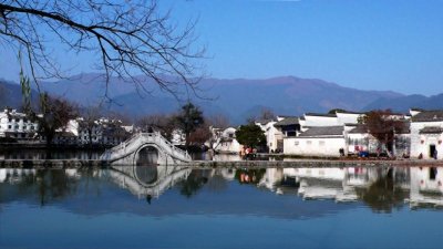 ​中国最美古镇在安徽，称之为5A级景区，被誉为“中国画里乡村”