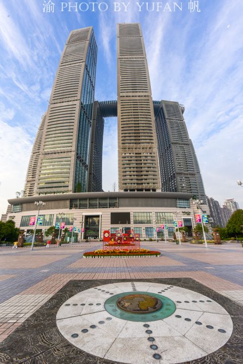 重庆海拔是多少（重庆市的地理中心 公路零公里标志）