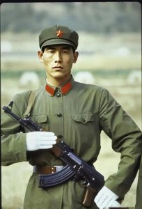 ​中国军服史上的奇迹，见证激情燃烧的岁月，65式军服组图