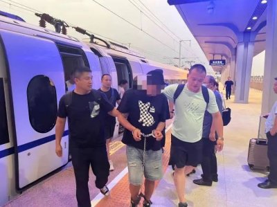 ​涉黄直播犯罪团伙被长治公安摧毁