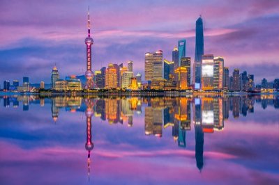 浦东陆家嘴,现在已是上海最具魅力的地方,改革开放的象征