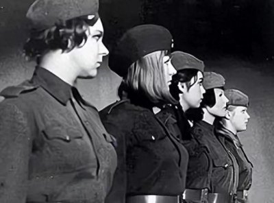 揭秘克格勃美女间谍培训过程,让人目瞪口呆、三观尽毁