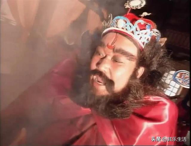 金超群版天师钟馗卧龙案结局（金超群版天师钟馗播出28年）(5)