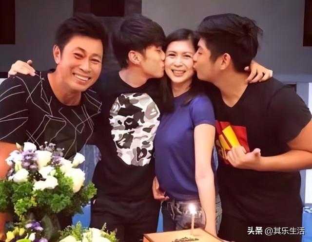 金超群版天师钟馗卧龙案结局（金超群版天师钟馗播出28年）(32)