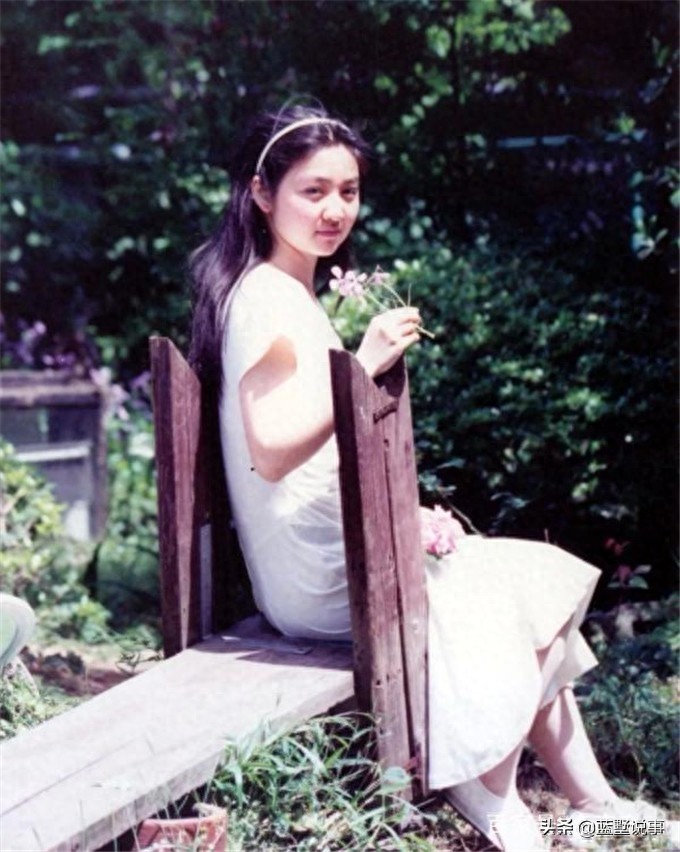 《城南旧事》的“英子”沈洁,人到中年了还是十岁时的笑容