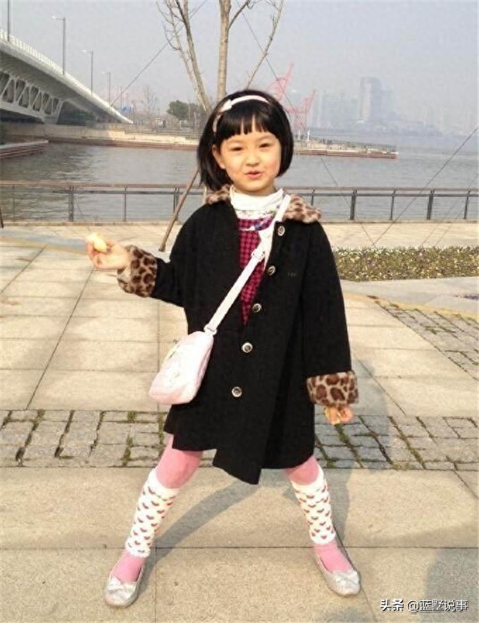 《城南旧事》的“英子”沈洁,人到中年了还是十岁时的笑容