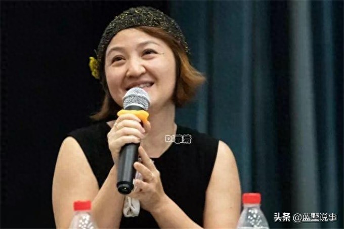 《城南旧事》的“英子”沈洁,人到中年了还是十岁时的笑容