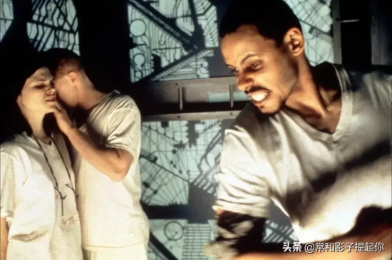 有什么好看的密室电影（盘点10部密室类电影）