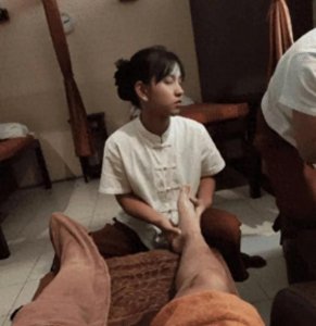 ​为什么说足疗店和夜店的女生不能娶回家呢？