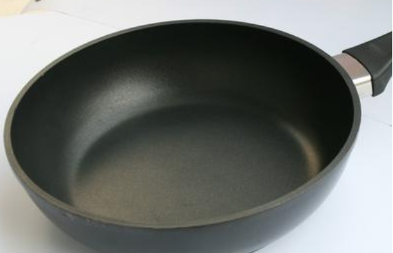 康巴赫锅窝蜂有涂层,康巴赫蜂窝锅到底有没有涂层图2