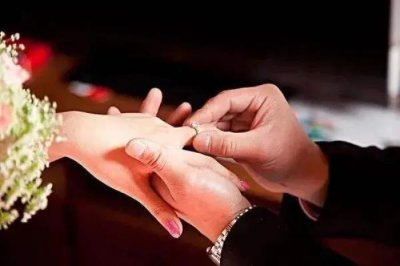 ​娶了一个垃圾妻子（娶了个二婚妻子）