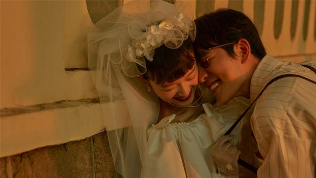 拍婚纱照一般多少钱合适（拍婚纱照多少钱正常）(3)