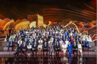 ​文清：曾是央视一姐，因工资低转行当演员，今48岁沦为无戏可拍