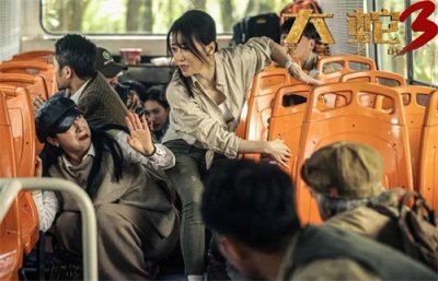 ​《大蛇3：龙蛇之战》定档，巨蟒硬刚暴虐古龙，国产怪兽电影崛起