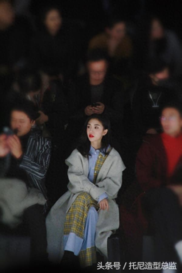 朱庭辰受邀中国国际时装周看秀 率性酷美夺人眼球