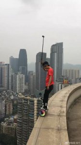 ​“国内极限第一人”咏宁已确认意外坠楼，曾自信“百分百把握”