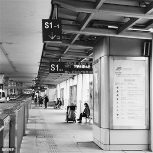 ​武汉公交BRT1路为何快不起来