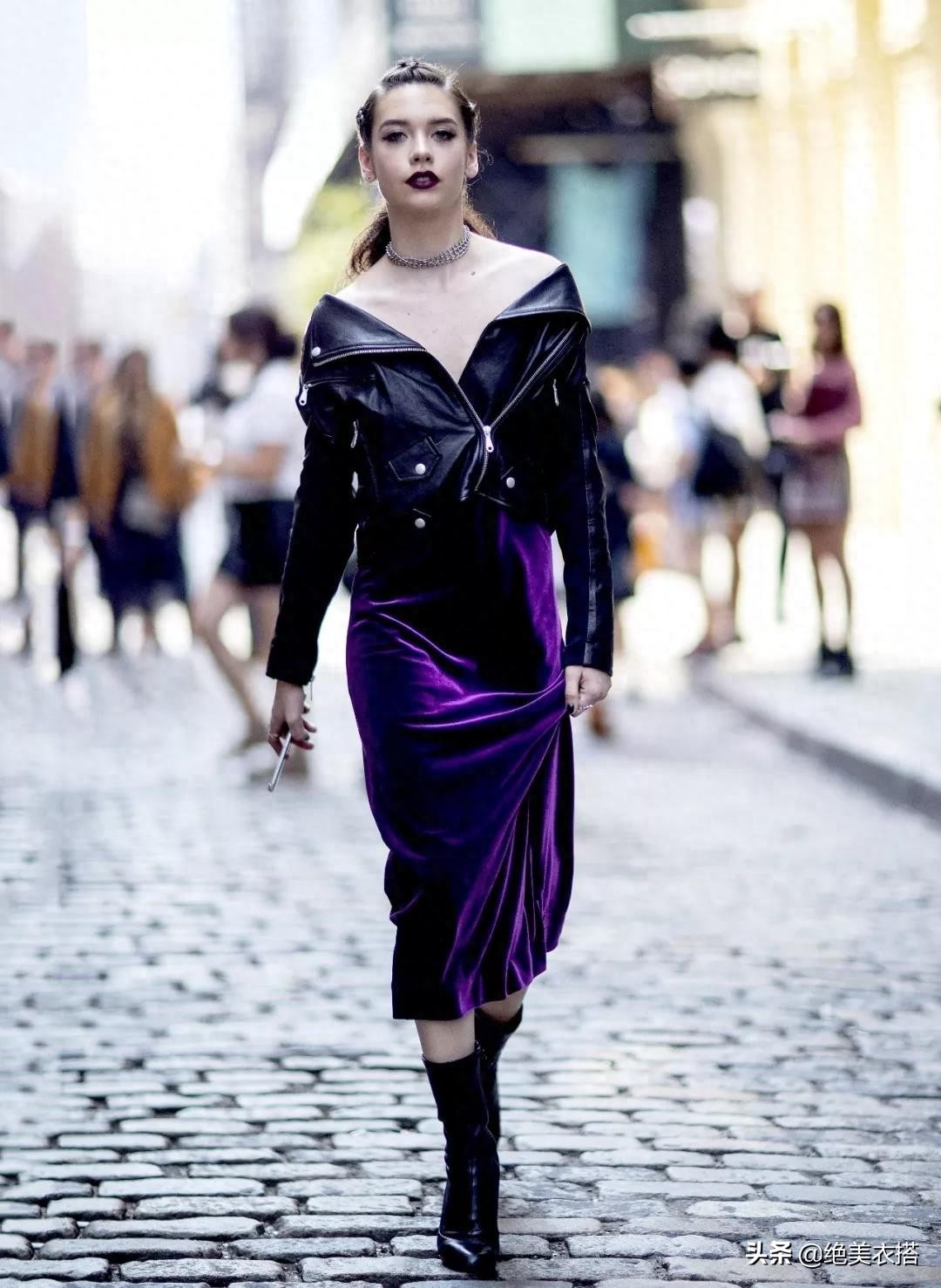 今秋的”丝绒裙“太高级，想要优雅大方不老气，秋冬就得这么穿