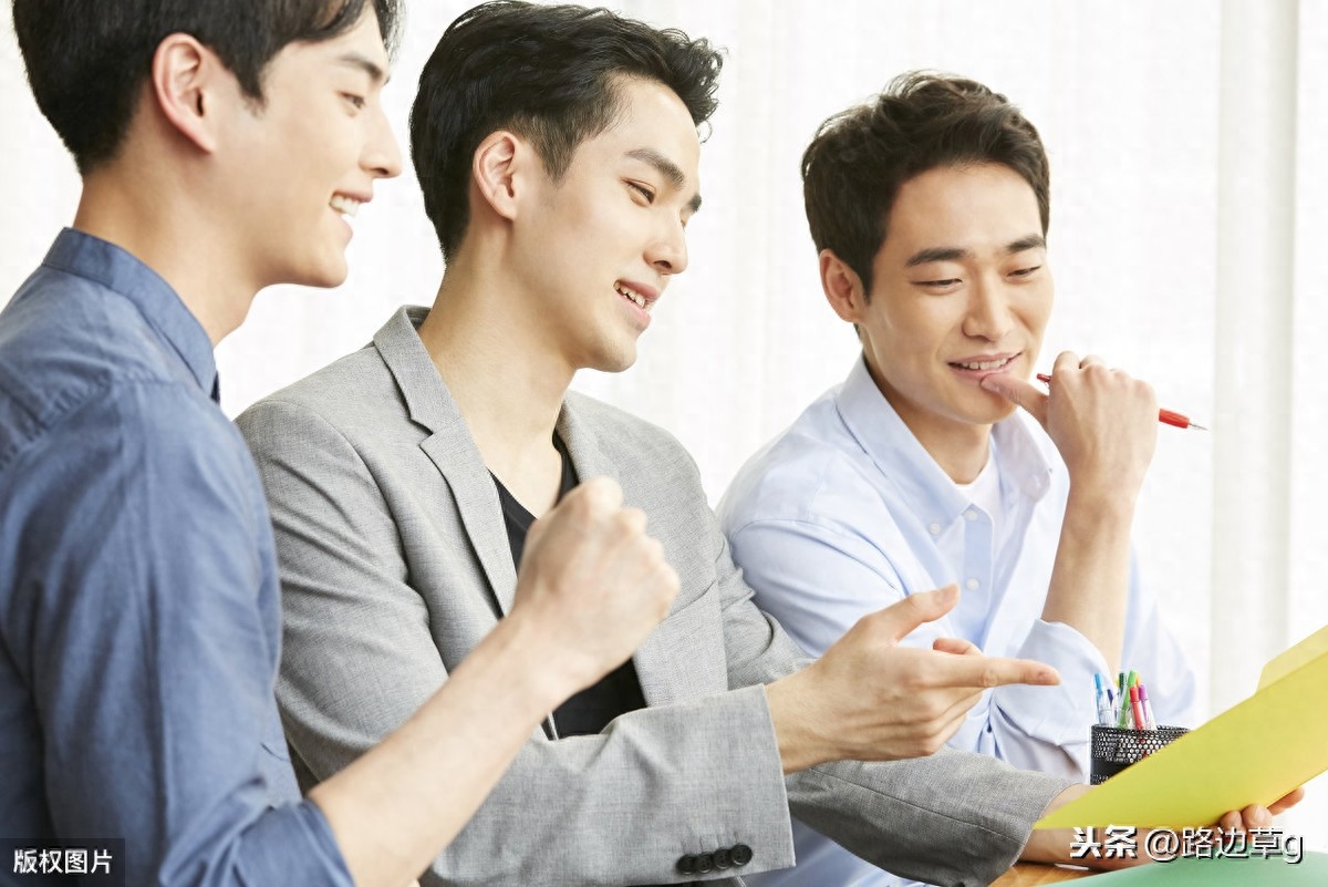 东风吹破少年梦从此再无赤子心梦财富思金钱致此别无他念一心向钱