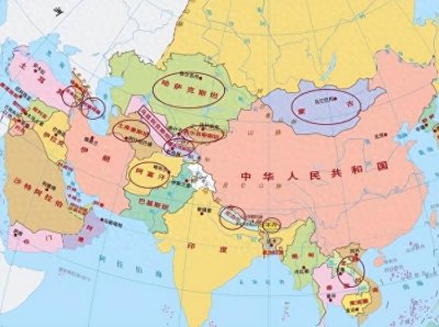 ​只有两个邻国的三大内陆国