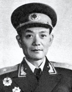 ​开国少将唐金龙：贺龙的爱将，1959年污蔑彭老总，1967年举枪自尽