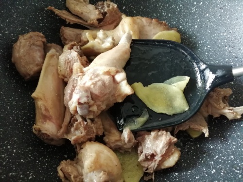 煲老鸭汤，撑握这2个步骤，完全没有腥味，清甜爽口，太好喝了