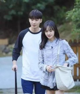 ​郑爽和张恒的事情怎么样了（郑爽张恒的坎坷情史）