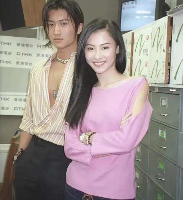 谢霆锋与王菲感情史（谢霆锋的熟女情史）(9)