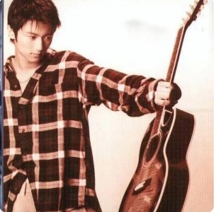 ​谢霆锋与王菲感情史（谢霆锋的熟女情史）